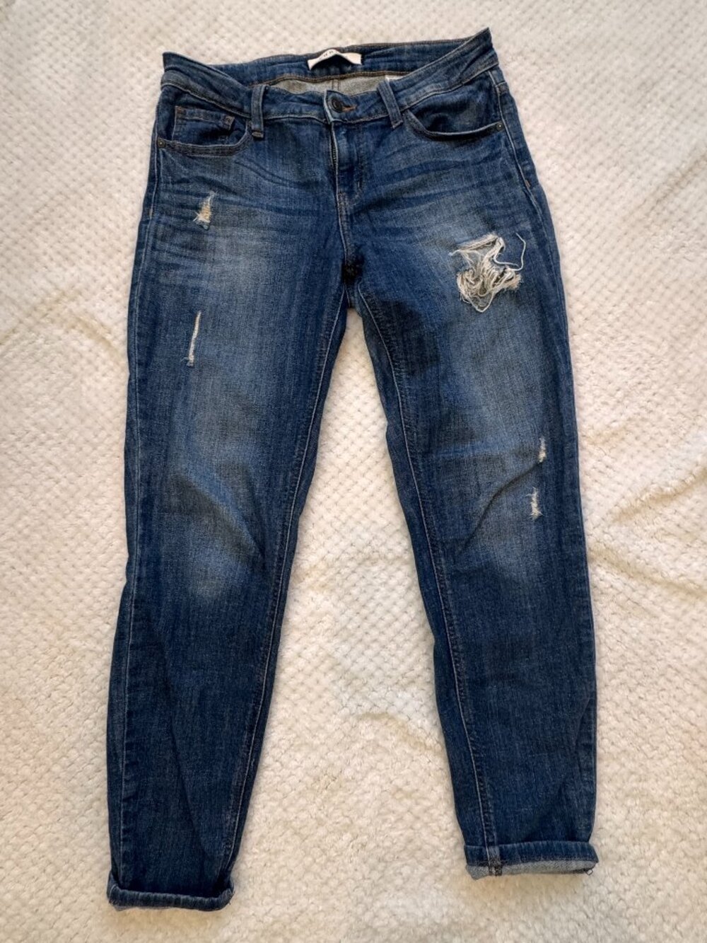 Eunina Mid Rise Distressed Skinny Jeans Size 28 Medium Wash